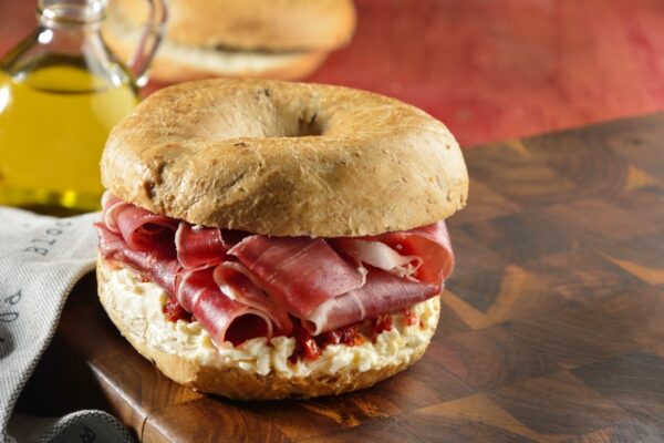Bagels m/Serrano