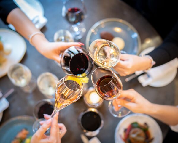 Bobler med lækker Tapas 28 Marts kl. 18:30